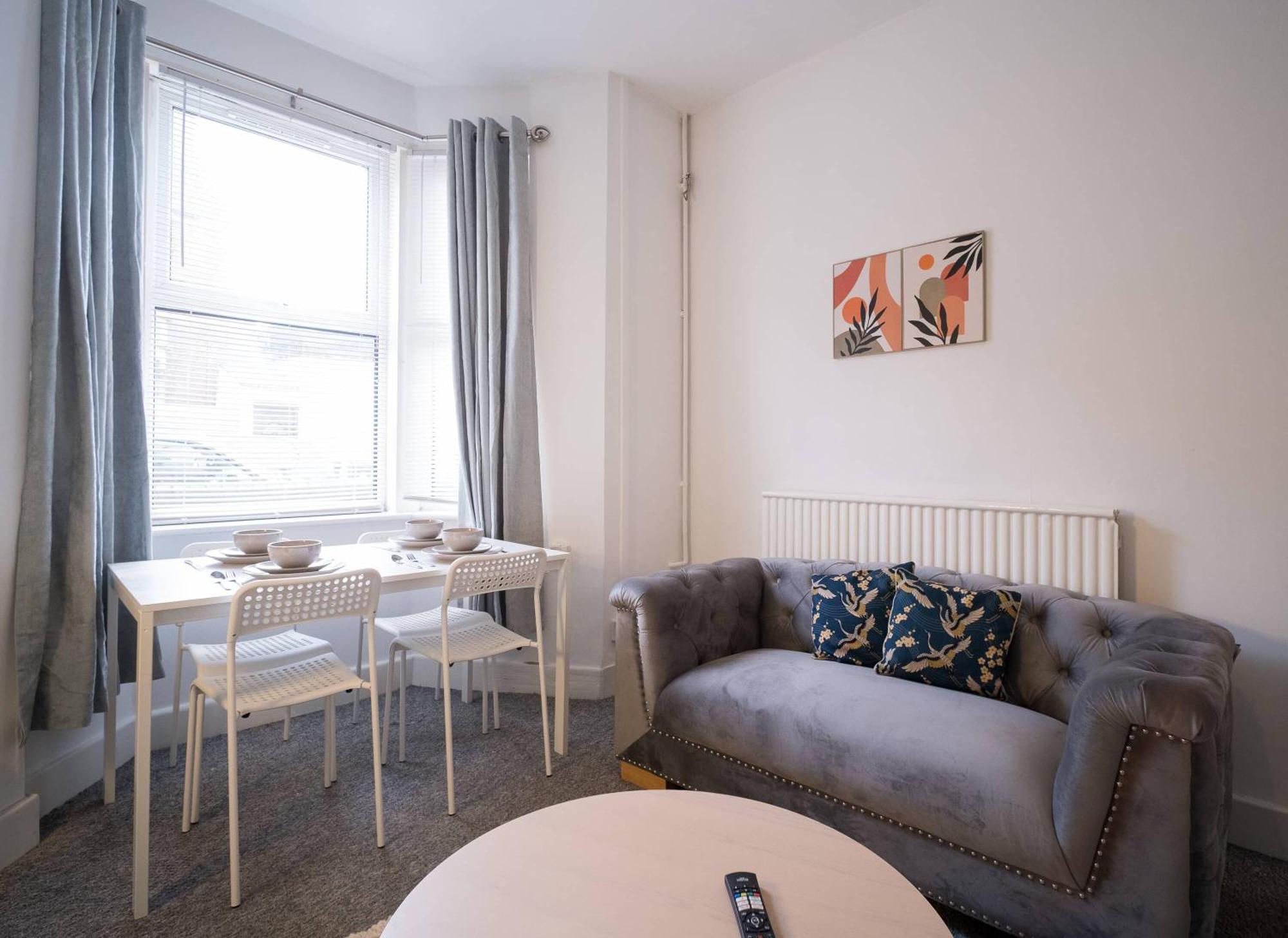 Holiday home Lena St 3 Bedroom House Sleep 6- Long Stay Contractors-Free Parking Bristol