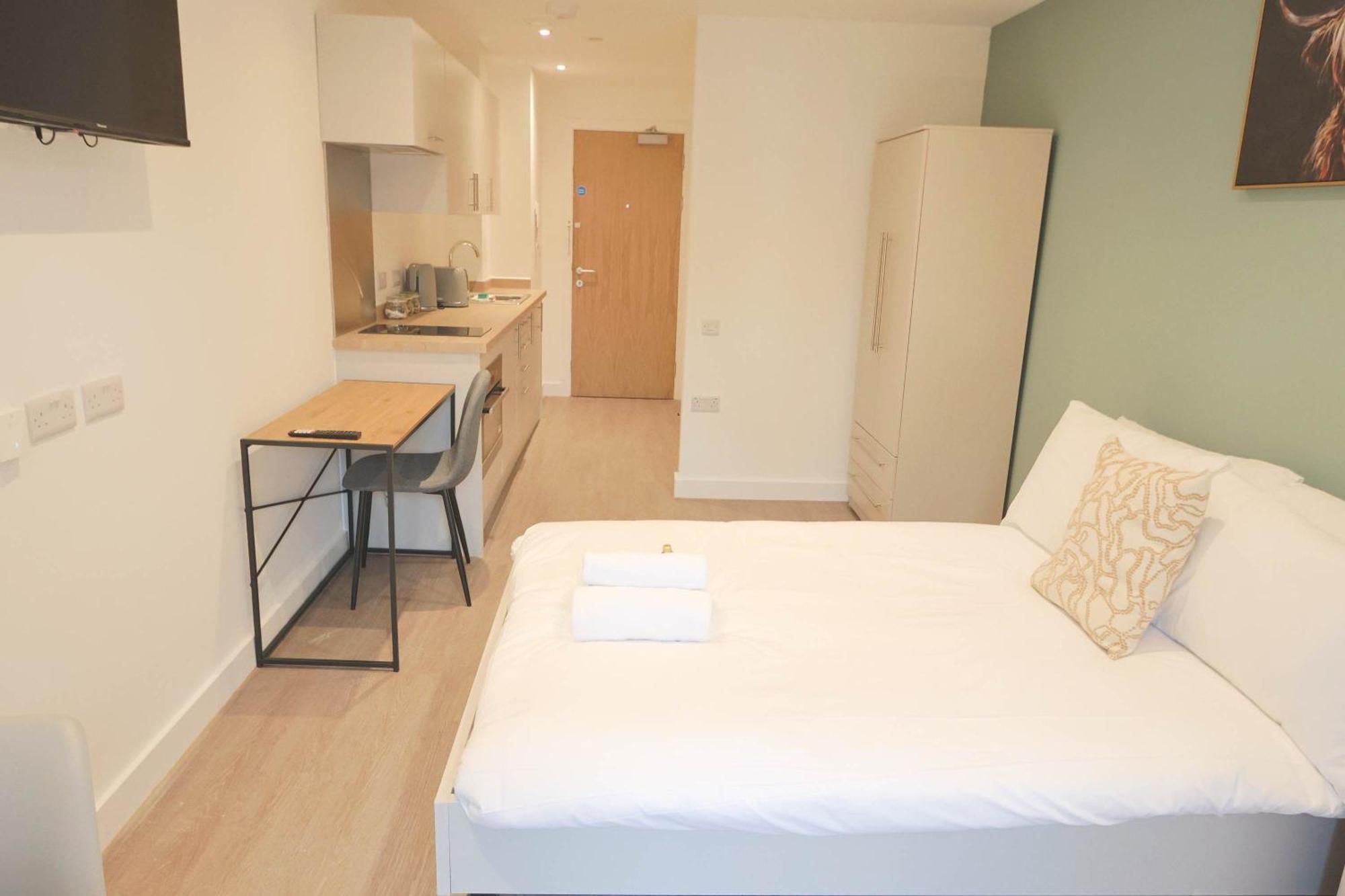 Apartment Newly Build Centre Redcross Village 306