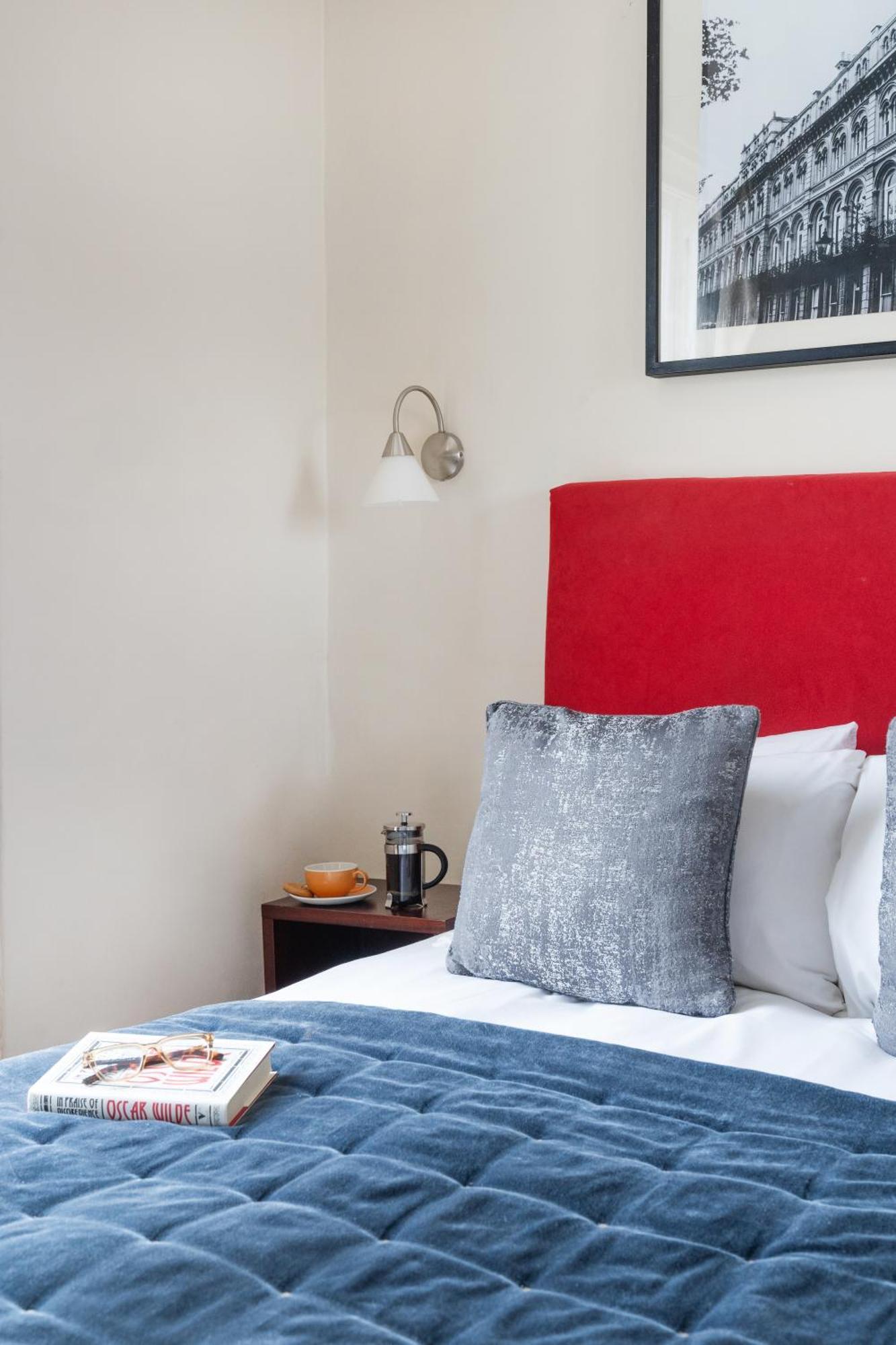 Hotel The Clifton