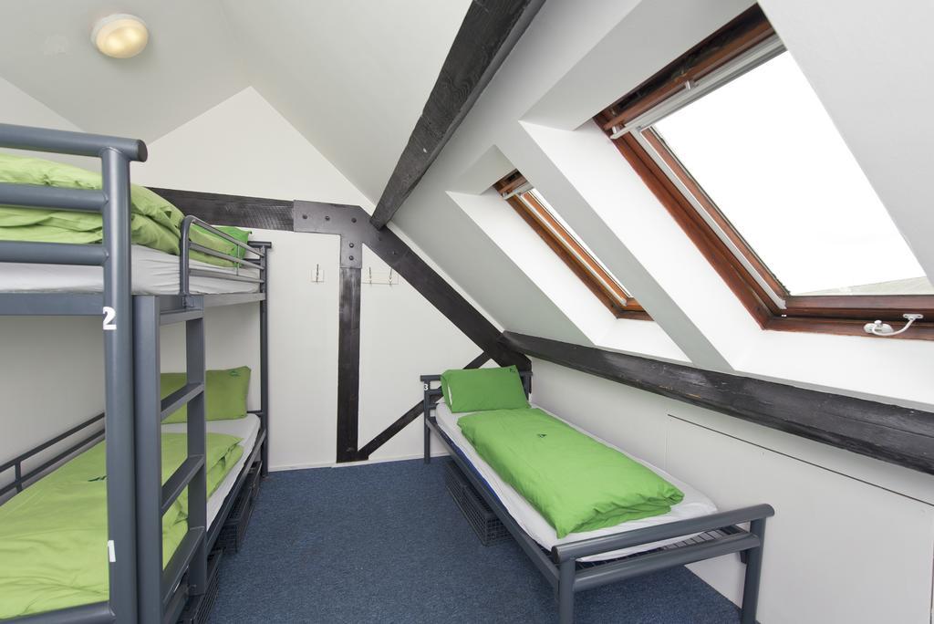 Yha * Bristol