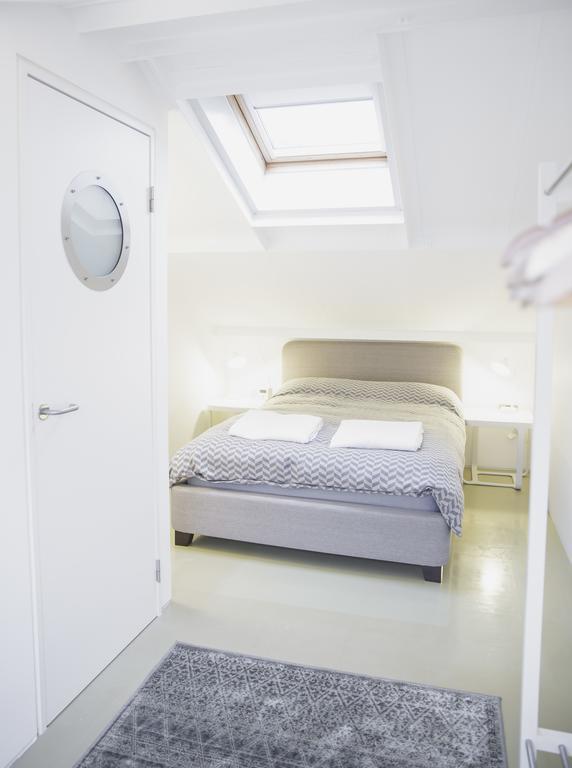 Paintworks Apartment *