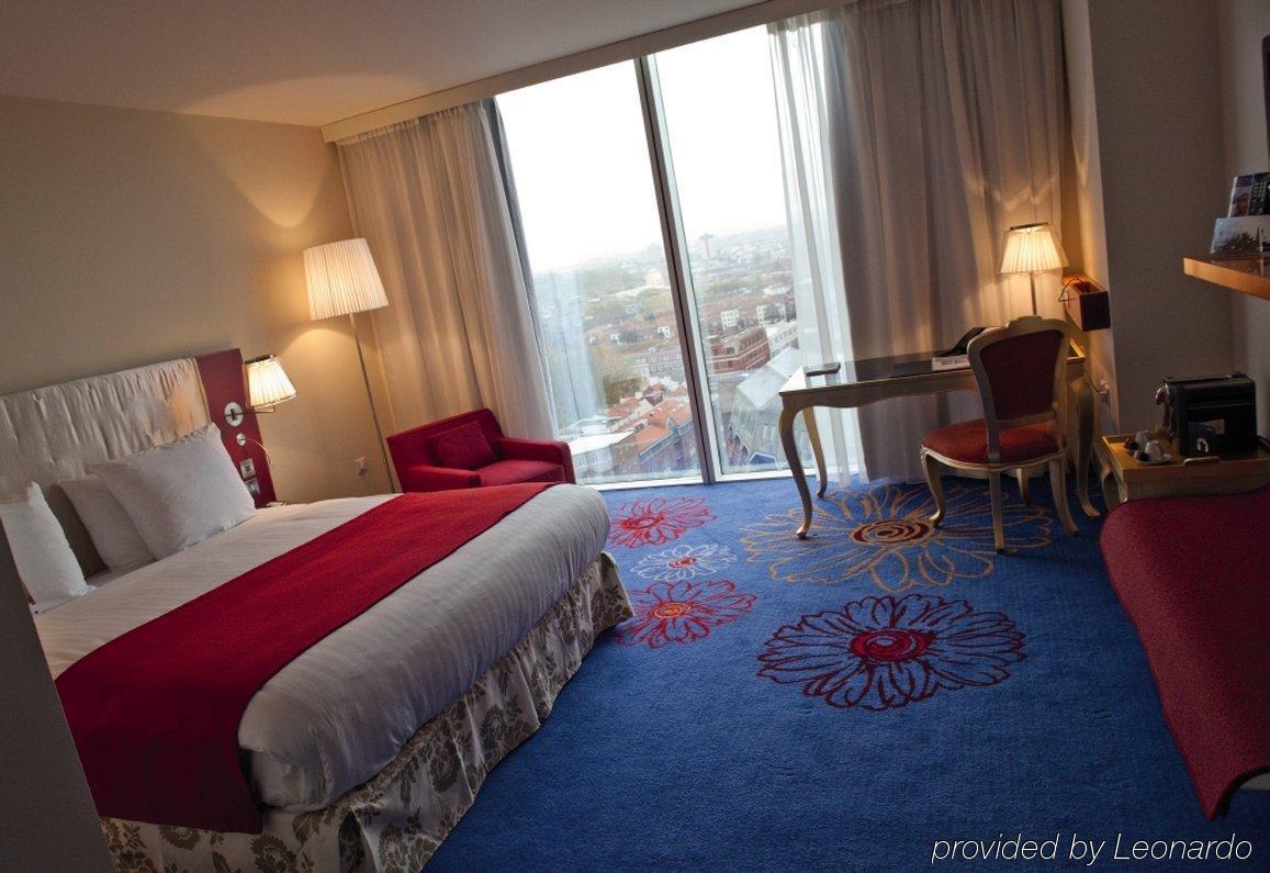 Radisson Blu Hotel, 4*