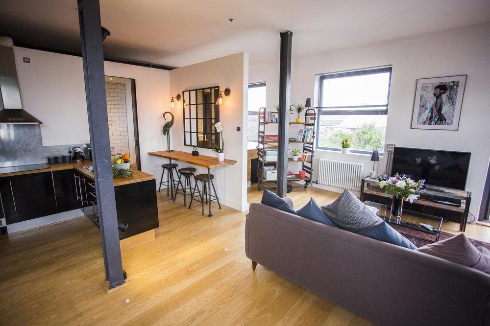 Paintworks Apartment *