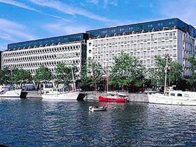 Hotel The 4*