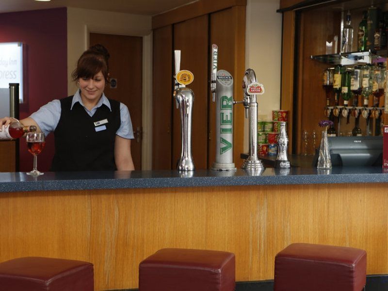 Hotel Express Centre By Ihg Bristol
