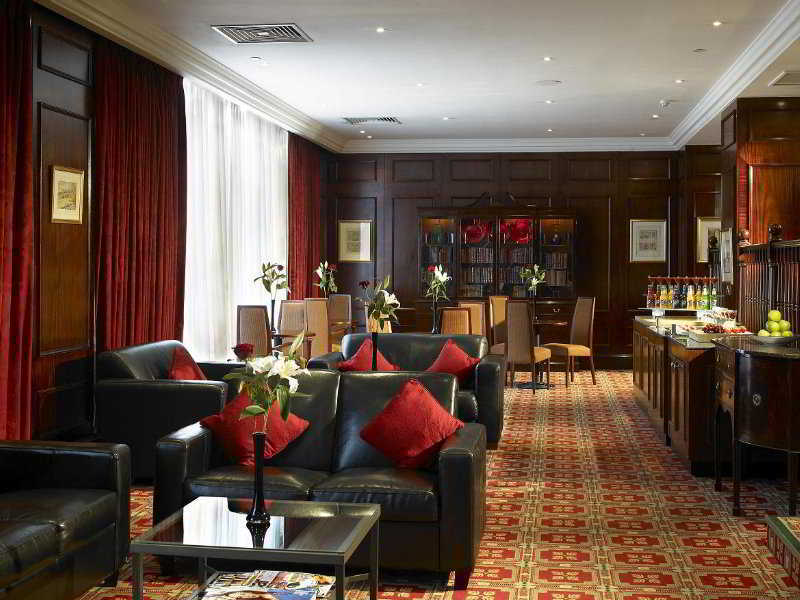 Delta By Marriott Centre Hotel 4*