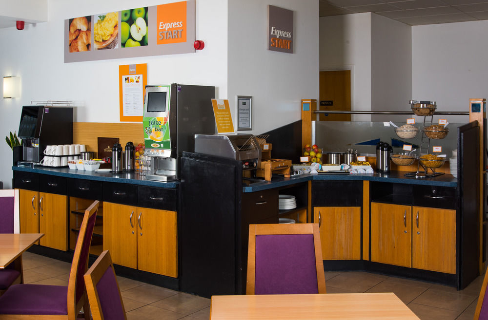 Express Centre By Ihg 3* Bristol