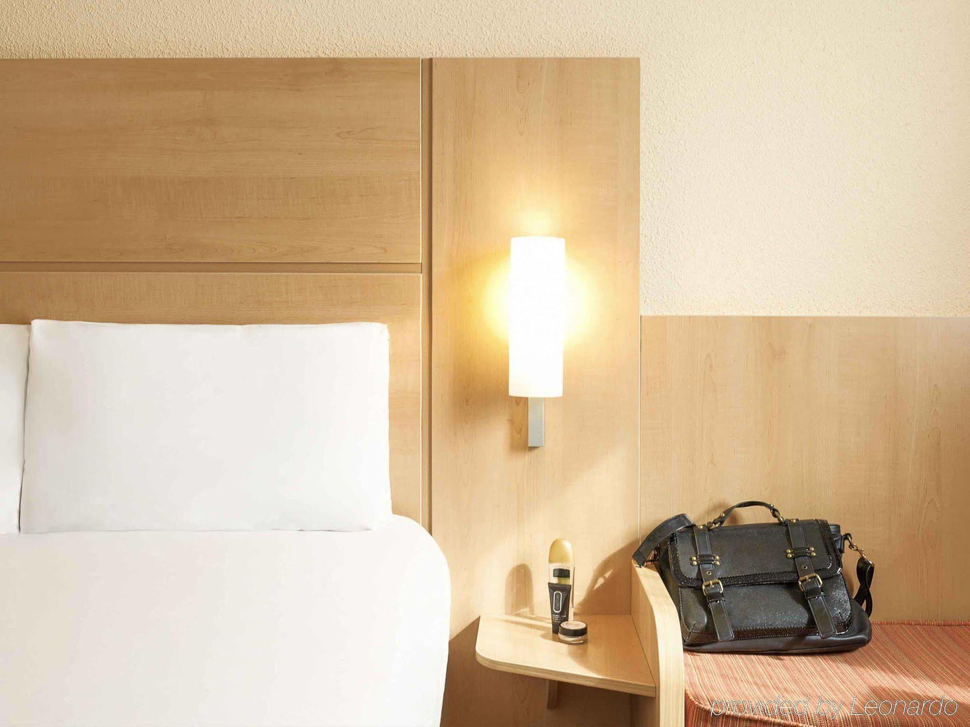Hotel Ibis Centre 3*