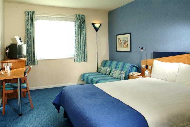 Express Centre By Ihg Hotel