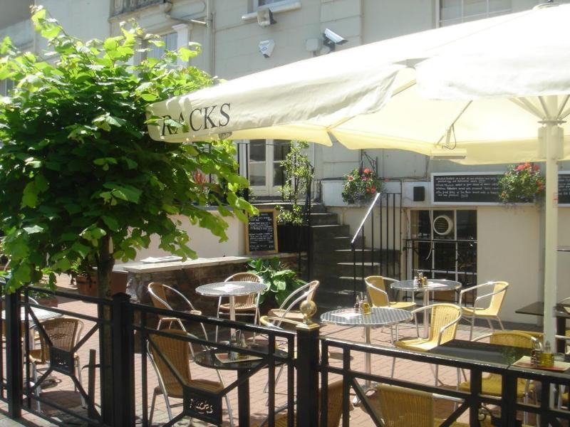 Hotel The Clifton 3*