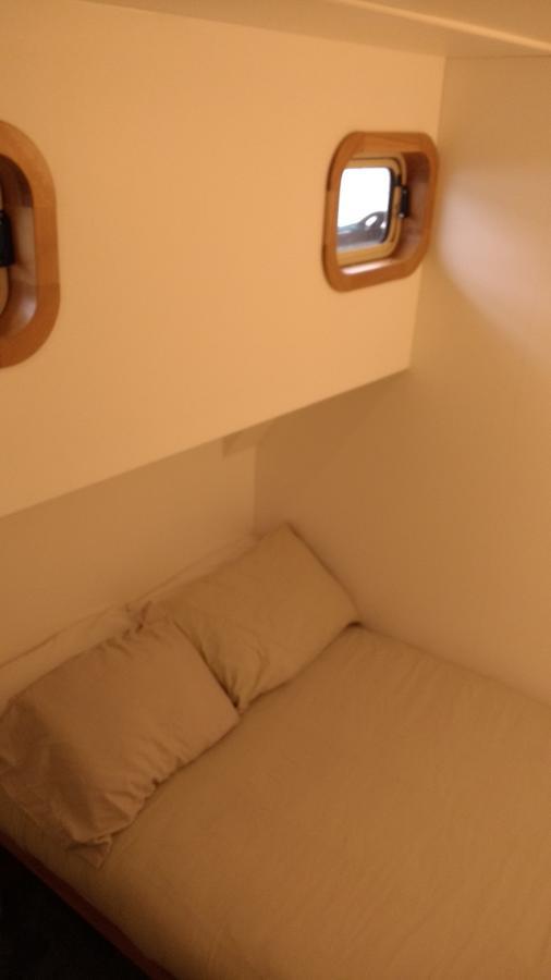 Hostel Kyle Blue - Harbour Luxury Boat *