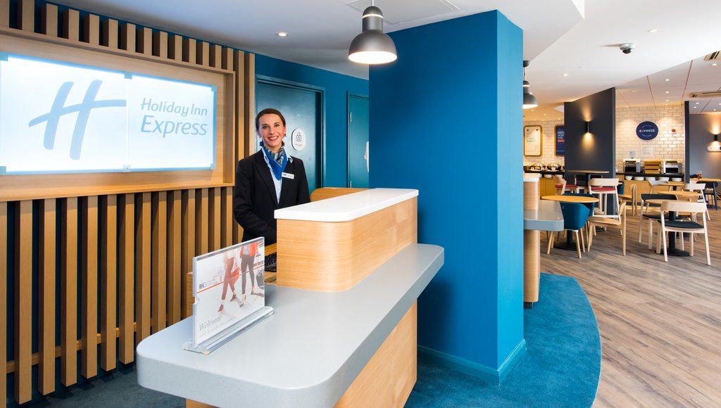 Hotel Express Centre By Ihg