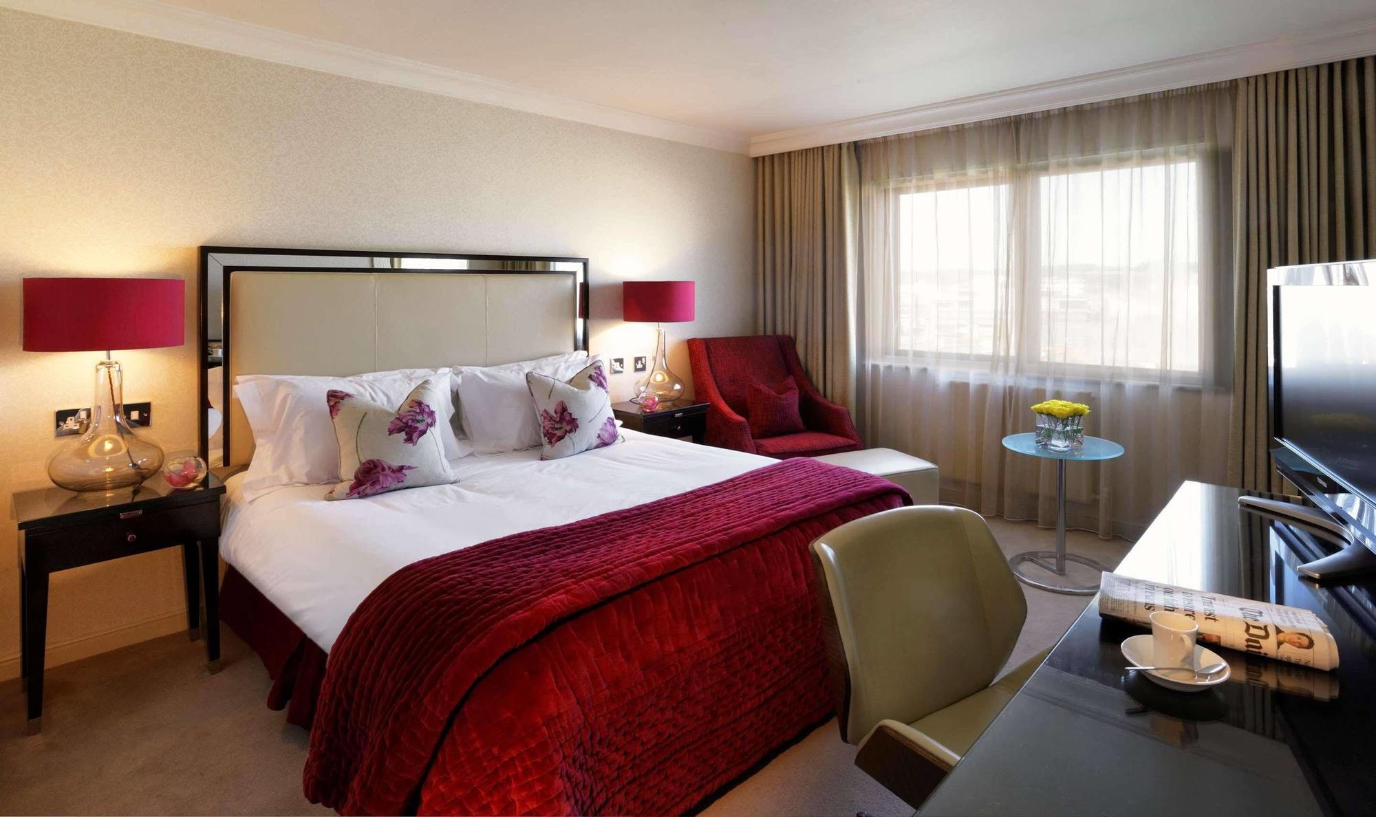 The Hotel Bristol