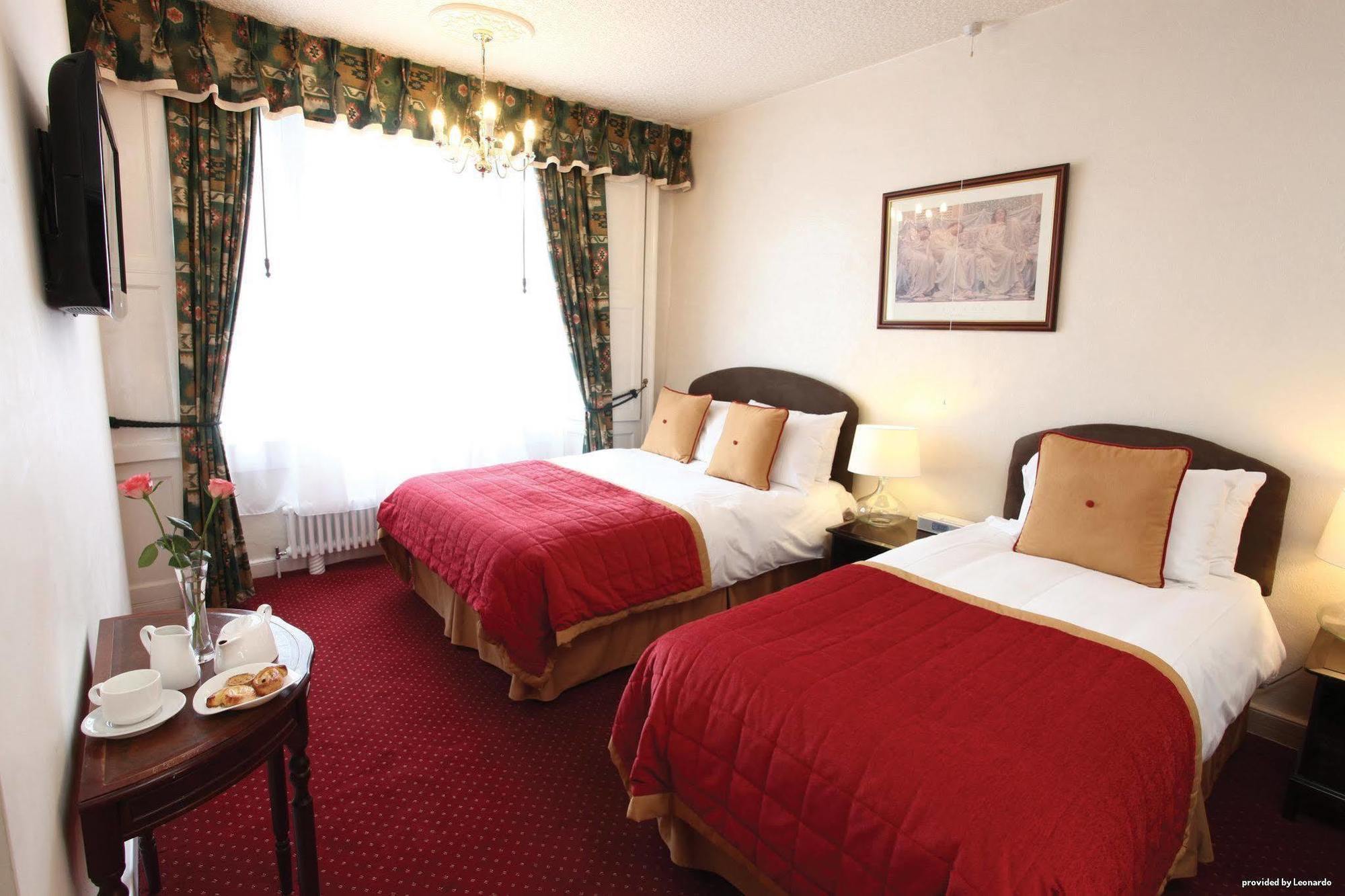 Hotel Western Henbury 3*