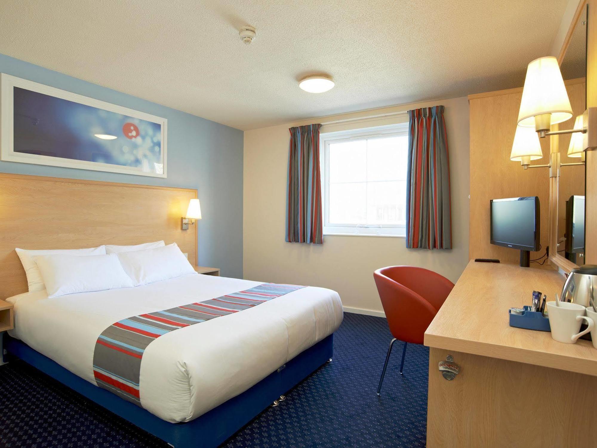 Travelodge Anchor Road 3* Bristol