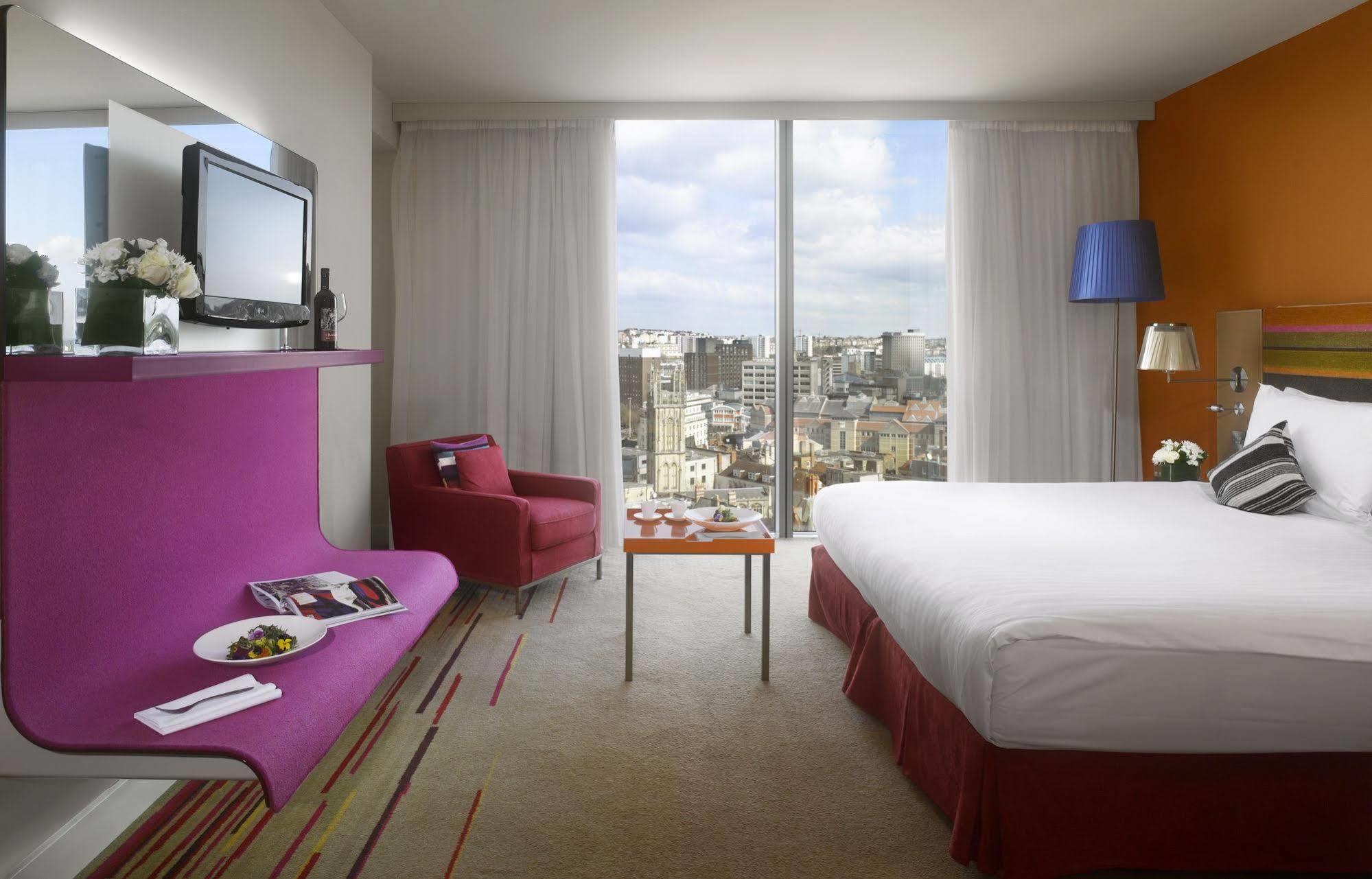 Hotel Radisson Blu Hotel, 4*