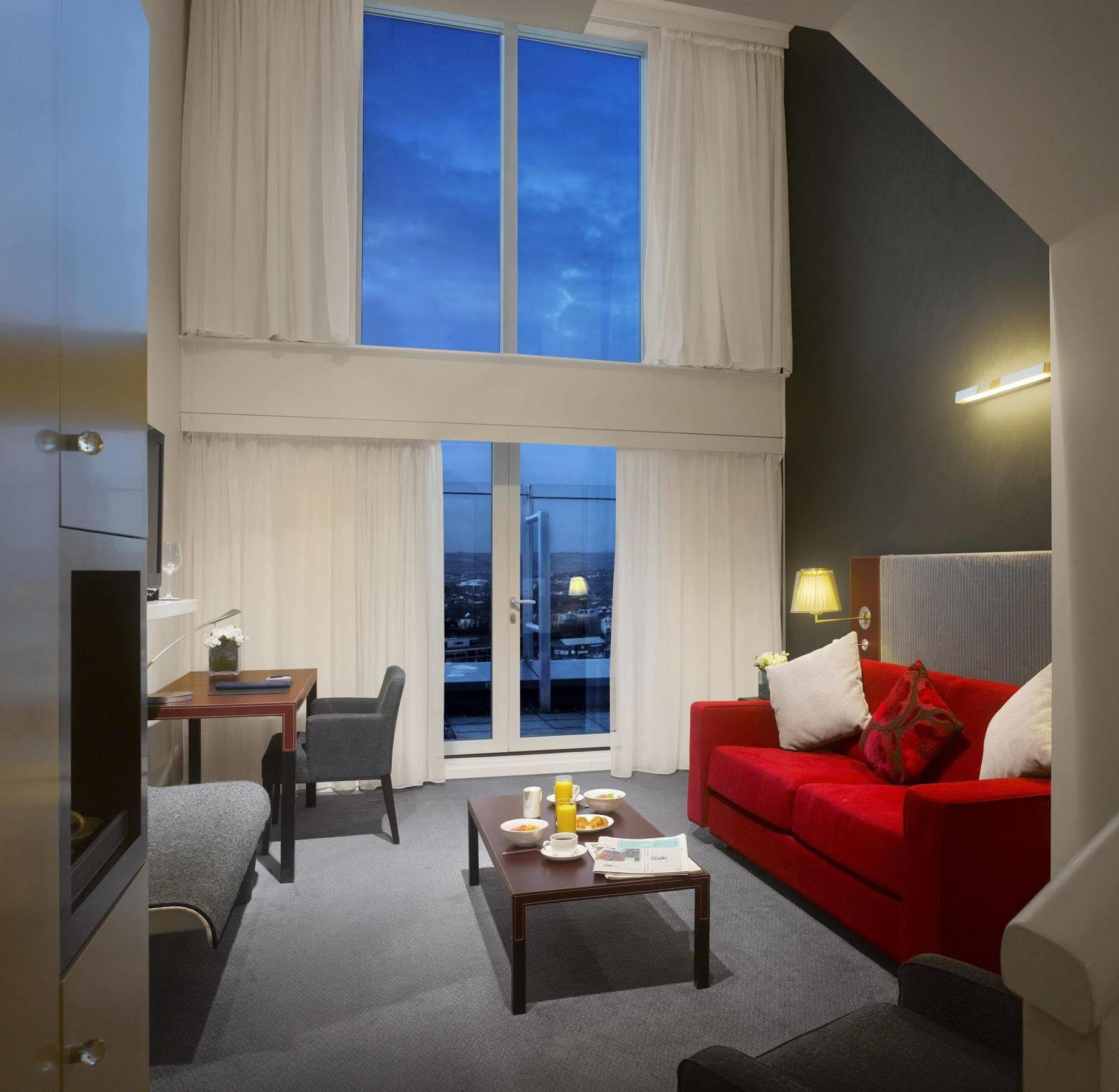 Radisson Blu Hotel, Hotel Bristol