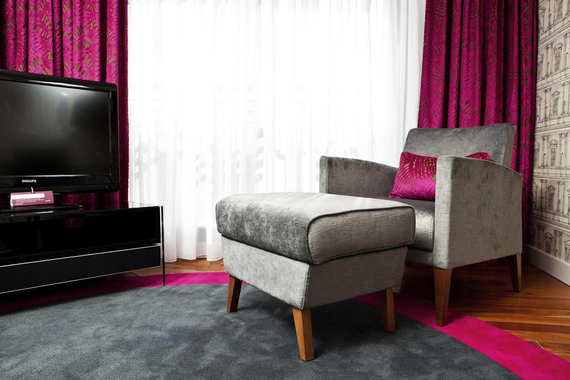 Mercure Brigstow Hotel 4*