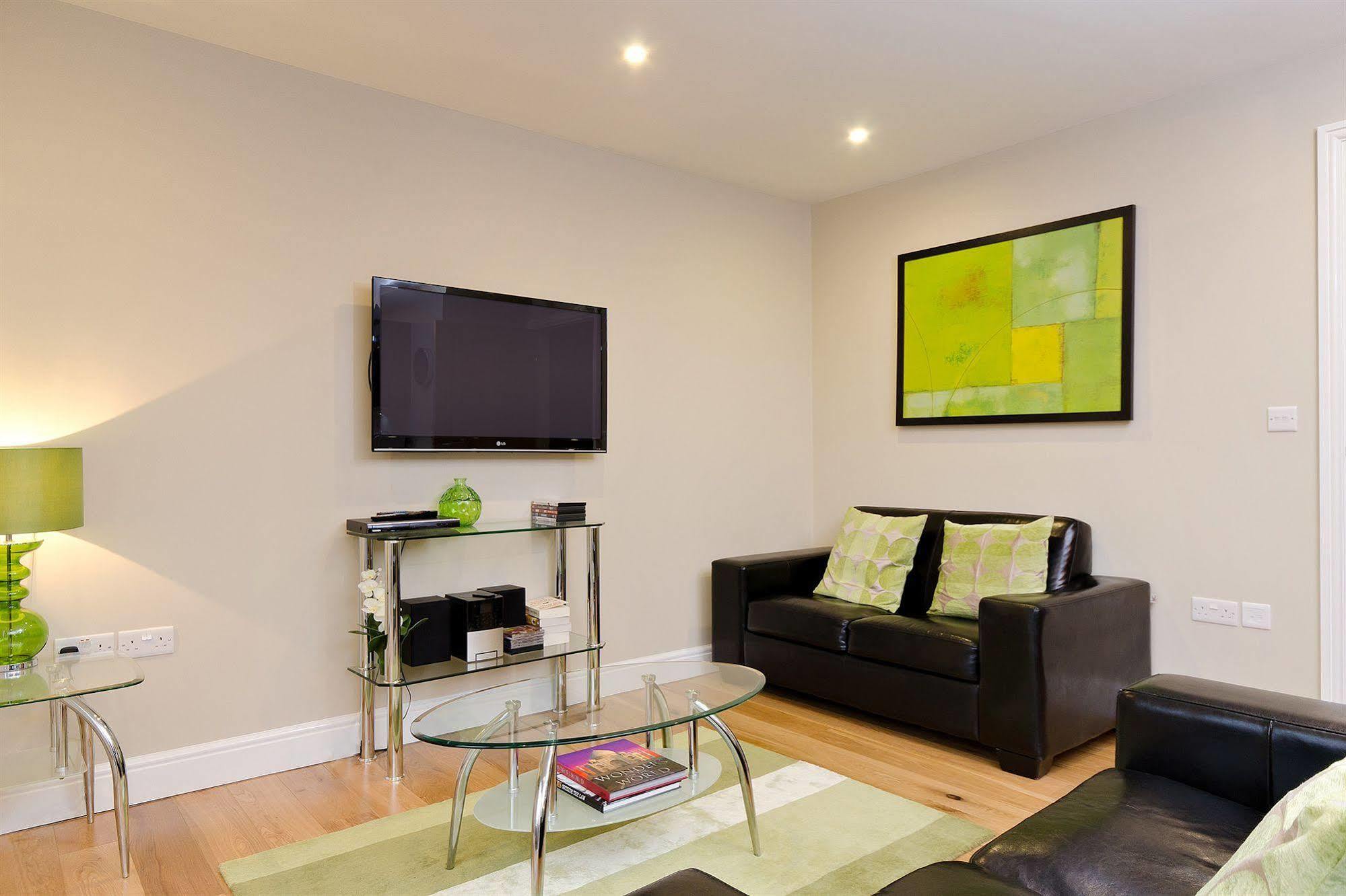 Your Cabot Mews Apartment *