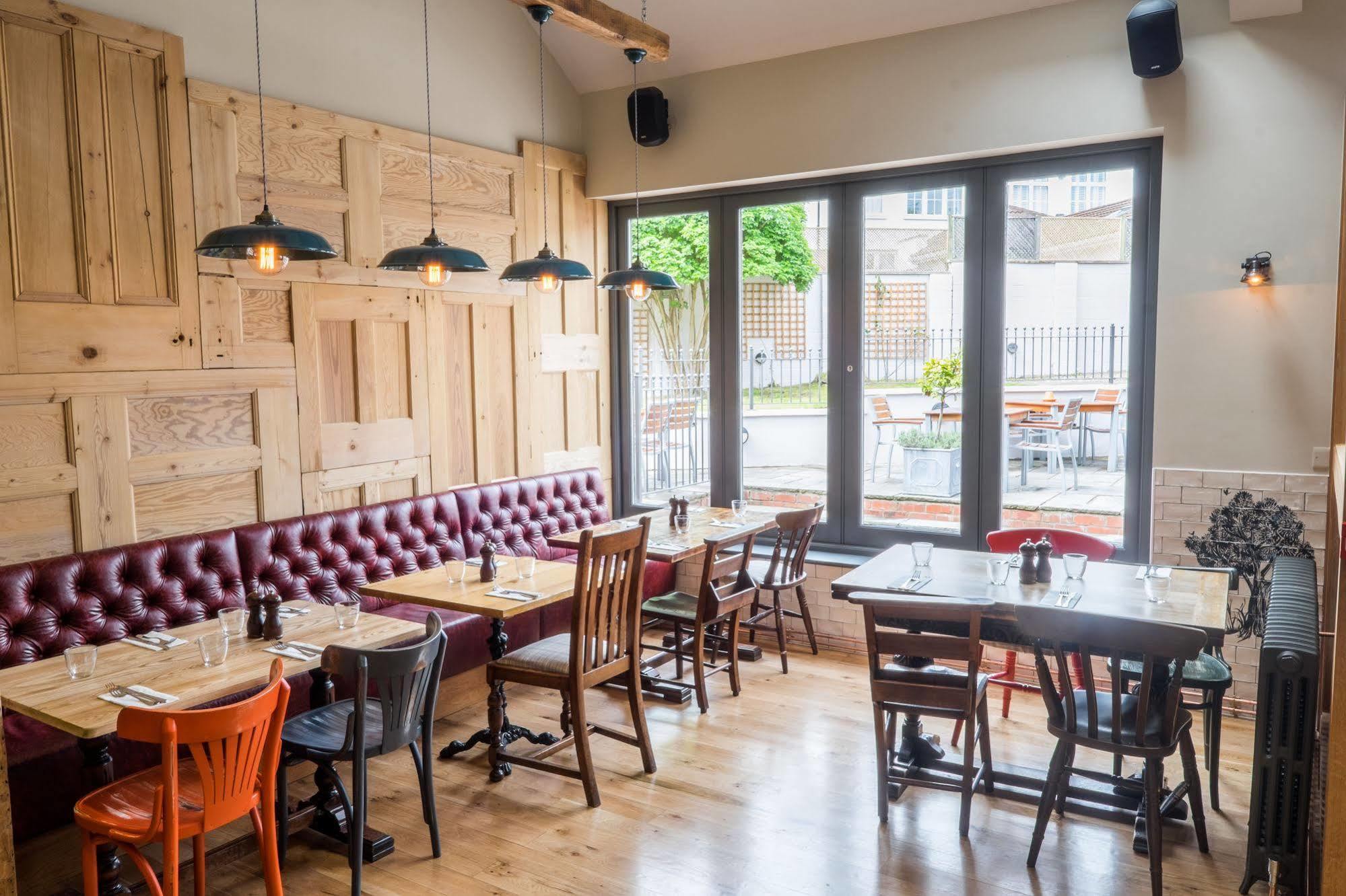 The Wellington Bristol