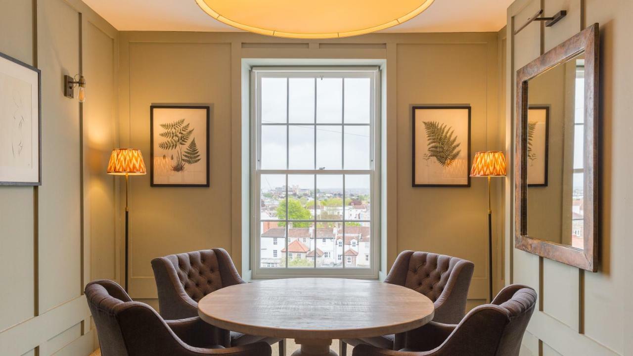 Number 38 Clifton Hotel 4*