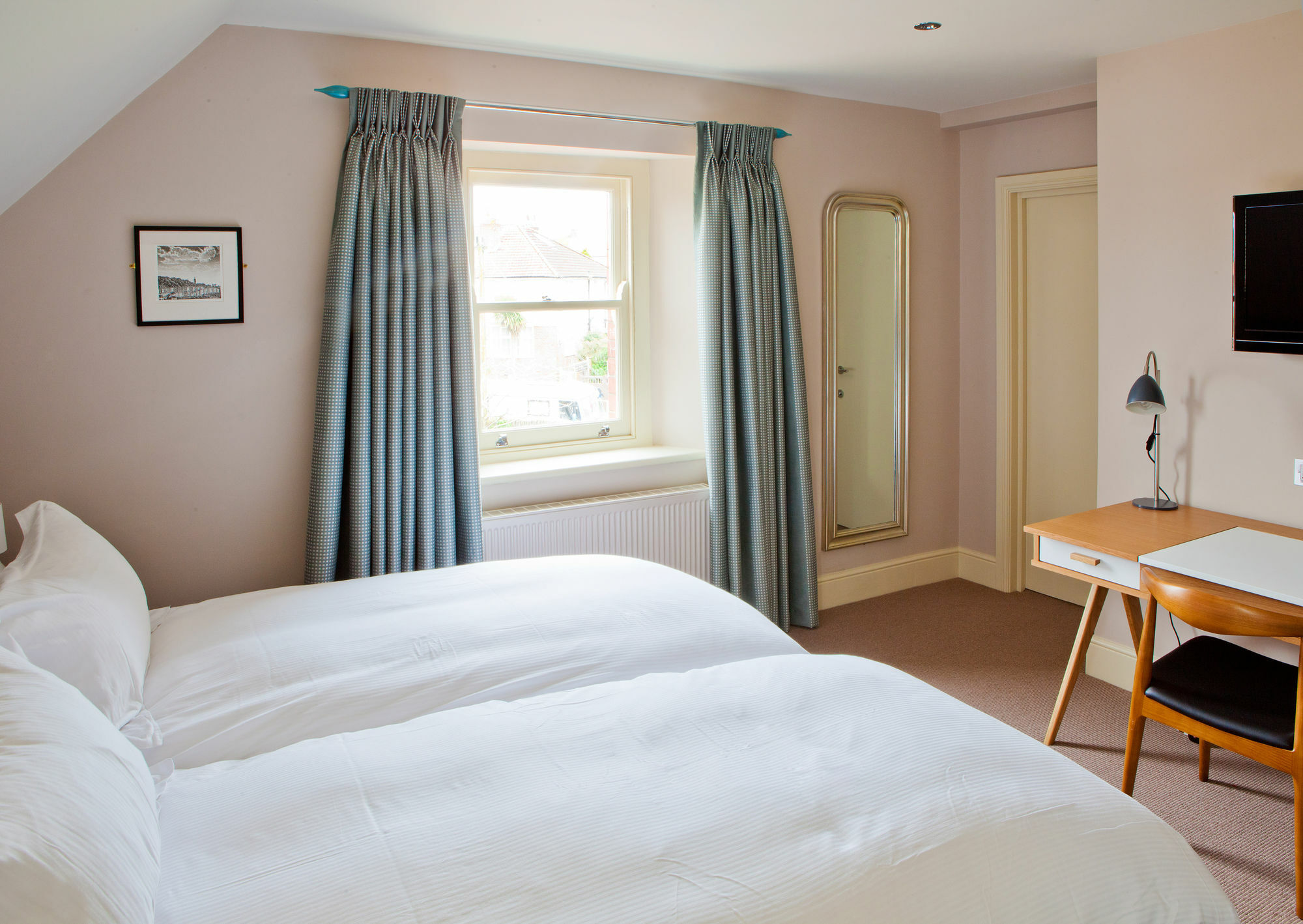 The Wellington 4*