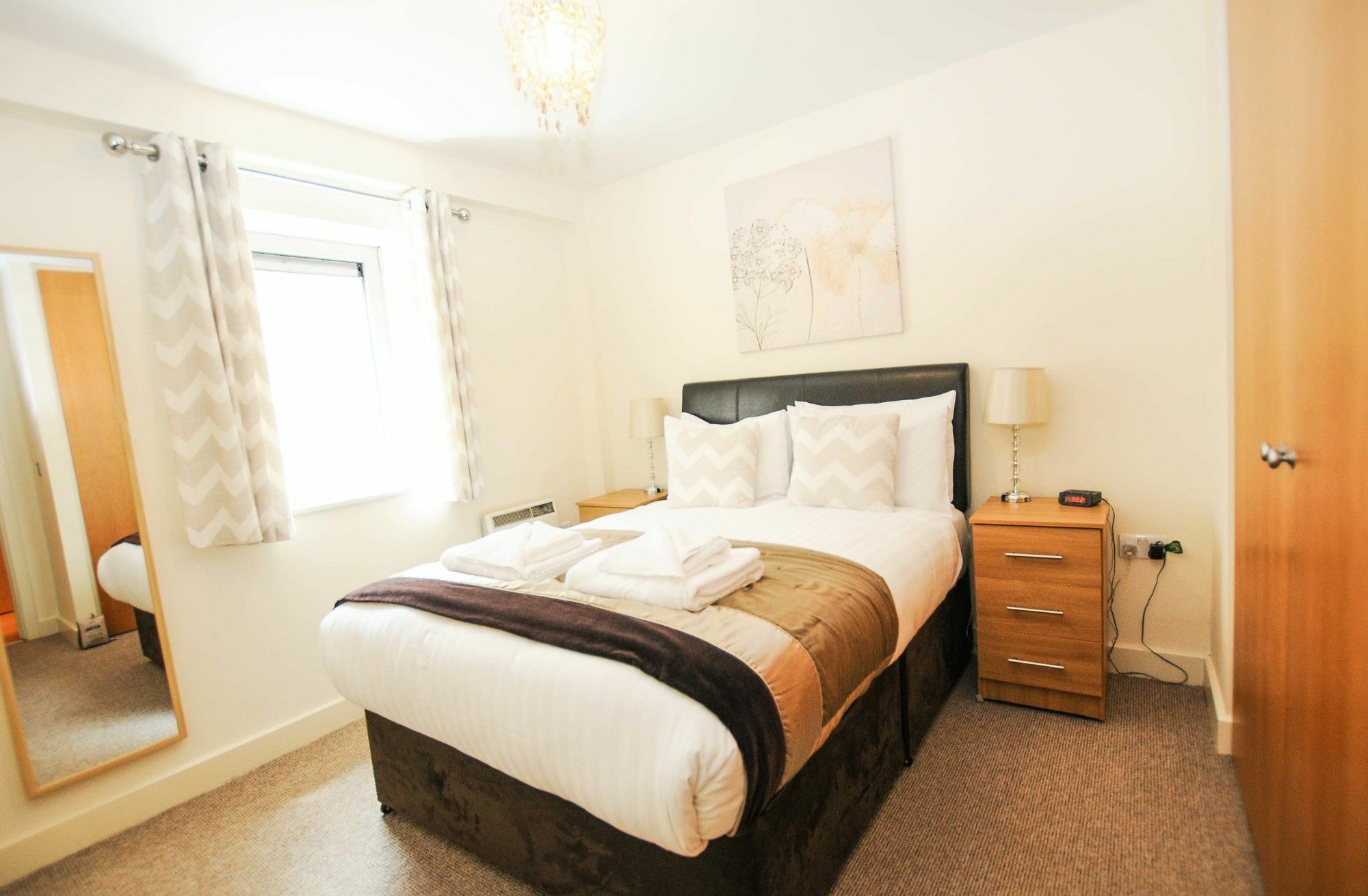 Apartment Hamilton Court From Your Bristol