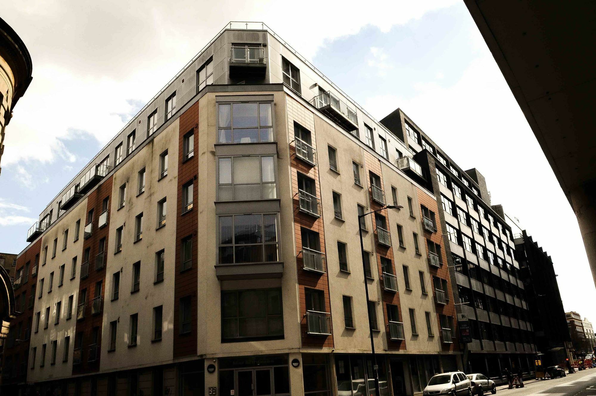 Marsh House Serviced Apartment