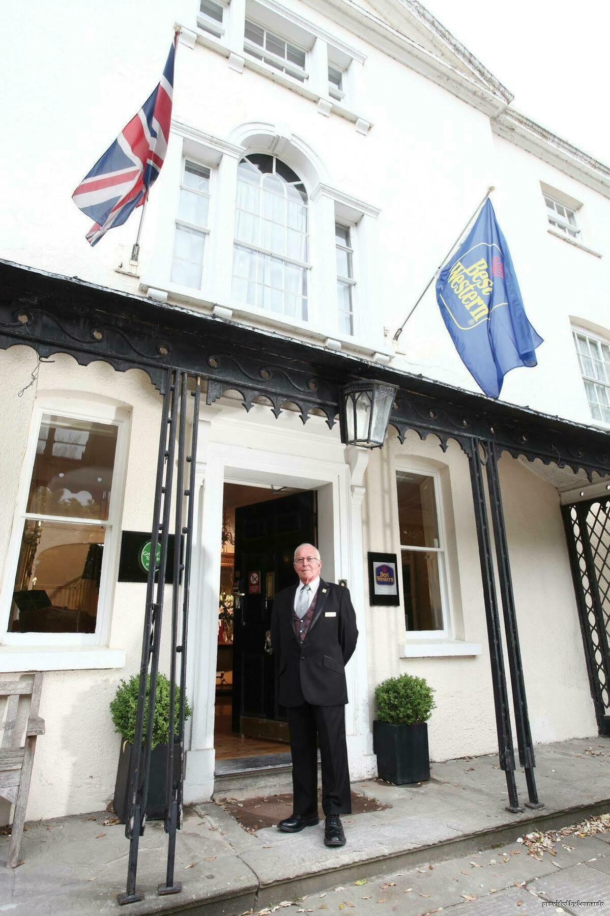 Hotel Western Henbury 3*