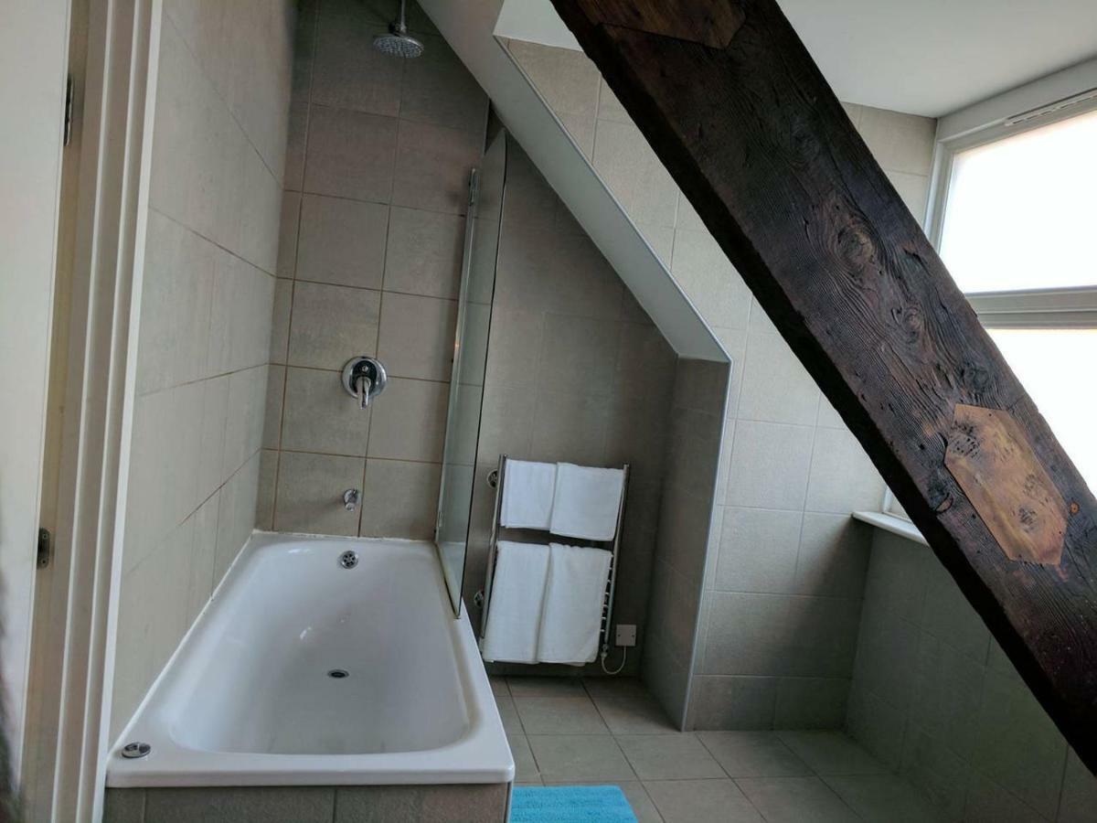 17 Crusader House * Bristol