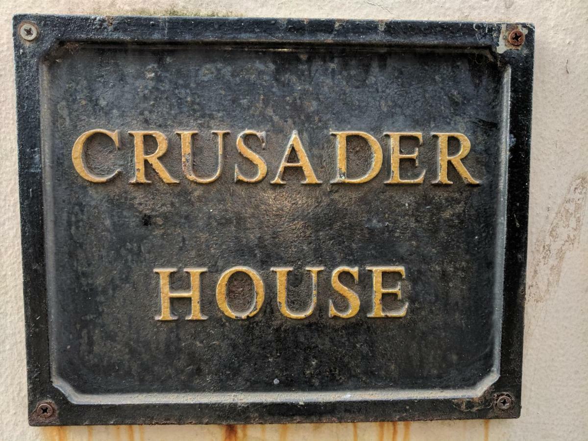 17 Crusader House Apartment