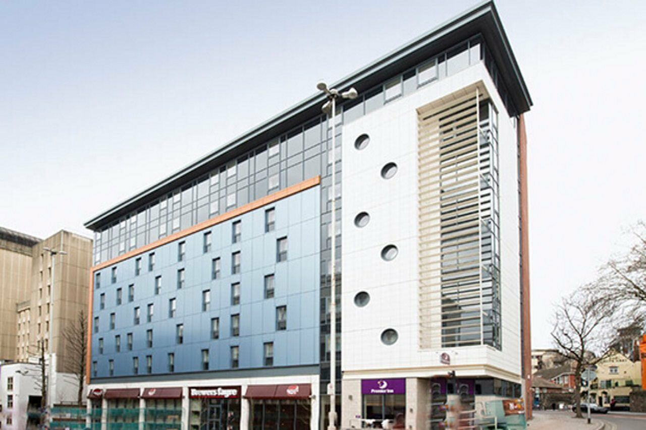 Premier Centre - Haymarket 3*