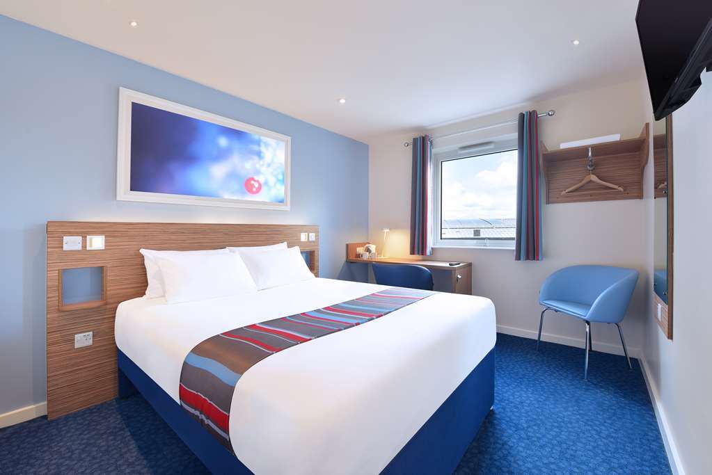Travelodge Anchor Road Hotel