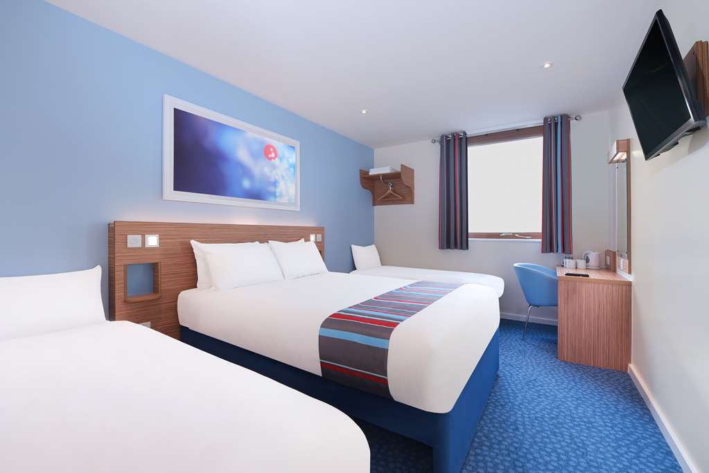 Hotel Travelodge Anchor Road 3*