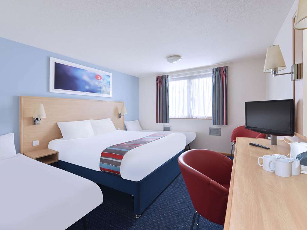 Travelodge Anchor Road Hotel Bristol