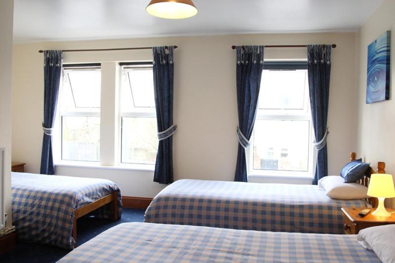 Whitehouse Guestrooms Hotel