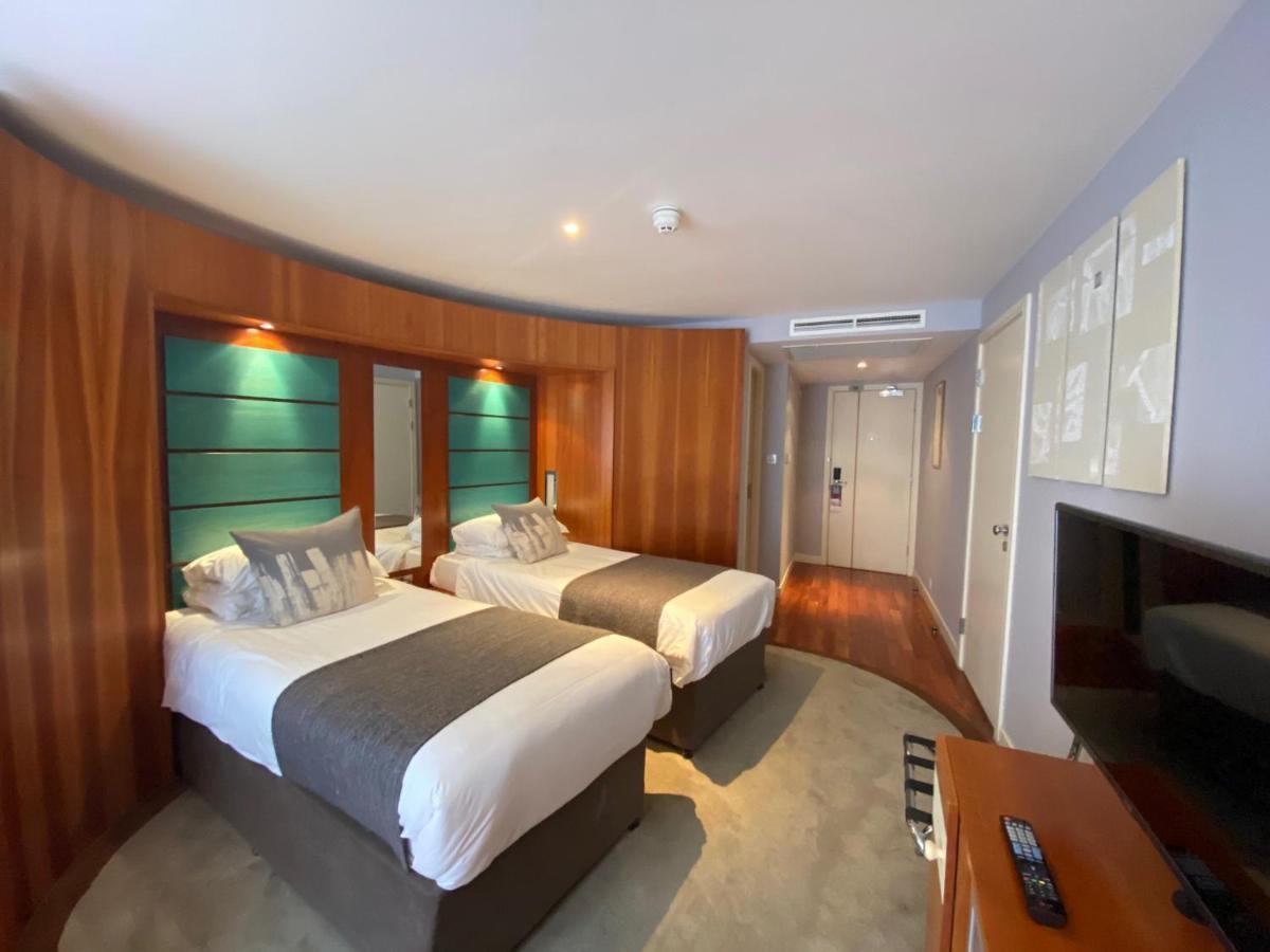 Hotel Mercure Brigstow 4*
